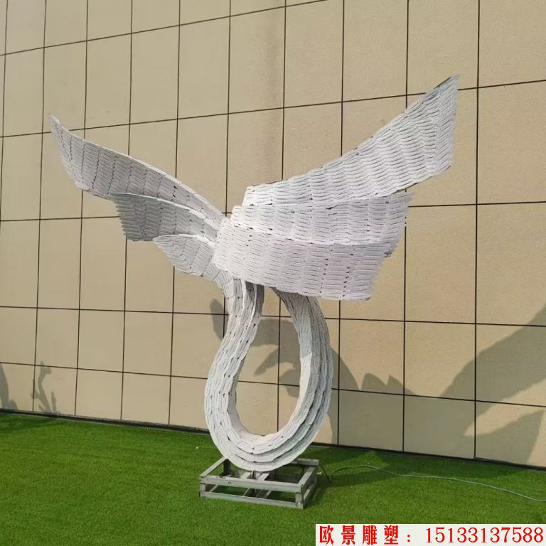 不锈钢翅膀雕塑3